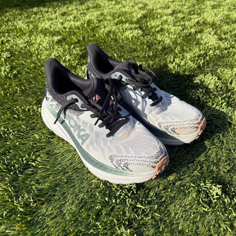 Hoka One One Challenger ATR 7 Harbor Mist Spruce Womens Size 8D US